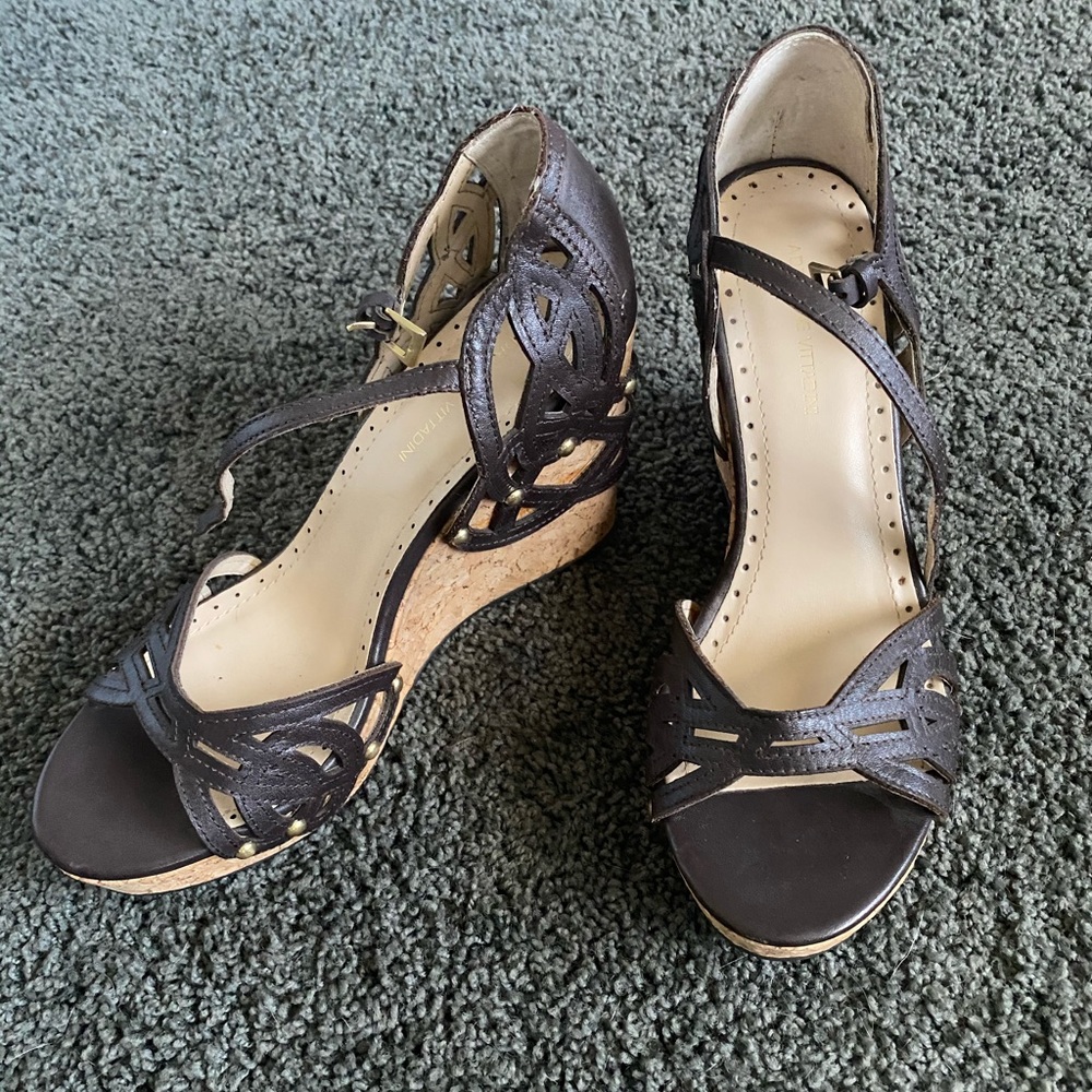 Only worn once beautiful wedges! (Women’s size 8)